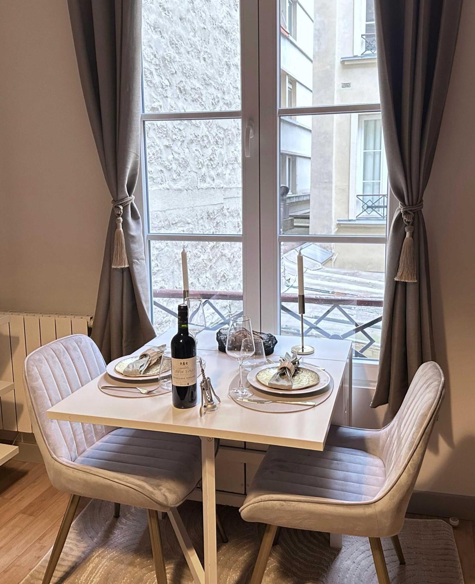 파리 Renovated Champs-Elysees Retreat 아파트 외부 사진