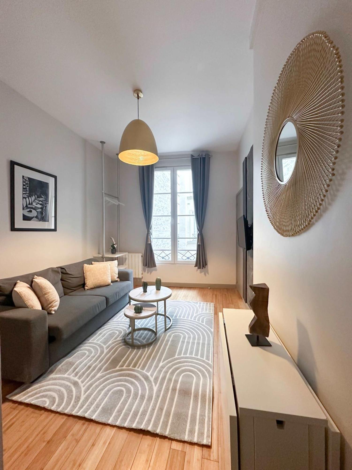 파리 Renovated Champs-Elysees Retreat 아파트 외부 사진