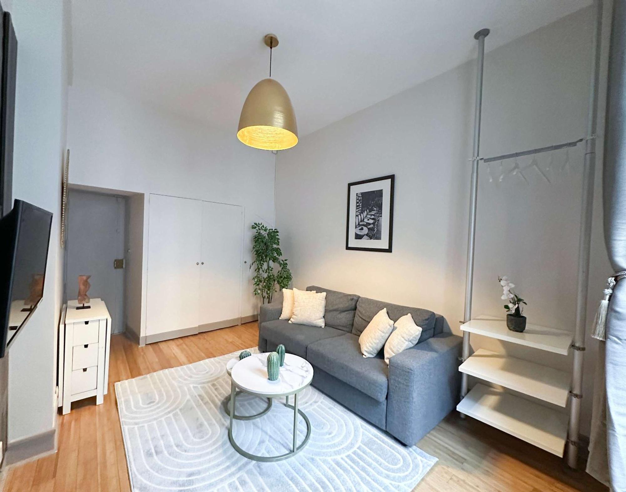 파리 Renovated Champs-Elysees Retreat 아파트 외부 사진